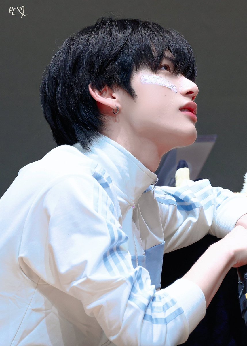 오빠가 어려워?
오빠가 불편해?
오빠가 싫어?
오빠가 잘할게