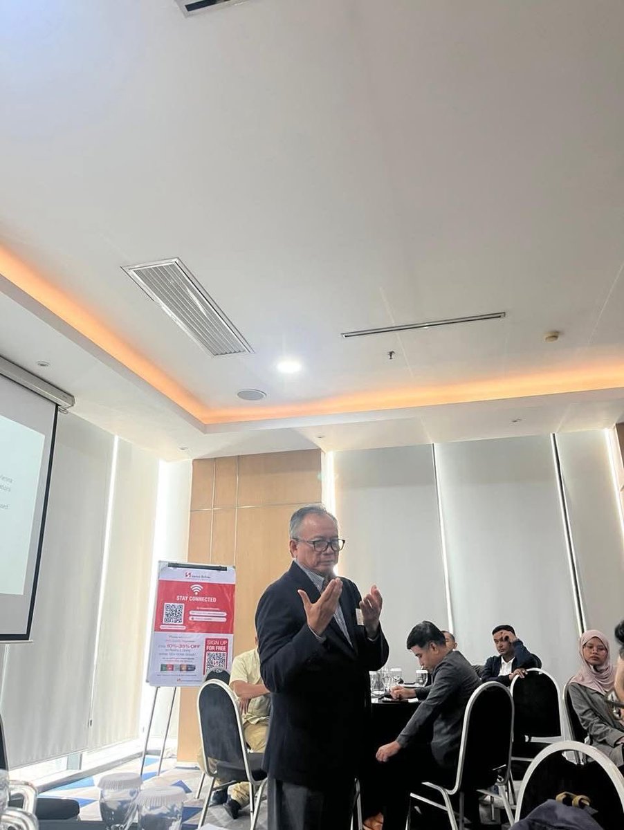 CenthraM's tweet photo. First Day — South East Young Lawyers Training Series #1: International Law, Human Rights and the Palestinian Cause

A collaborative effort by MINDA, ILC Palestine, CENTHRA &amp; PAHAM, bringing together young legal minds from across the region. https://t.co/riAqk5ltLi