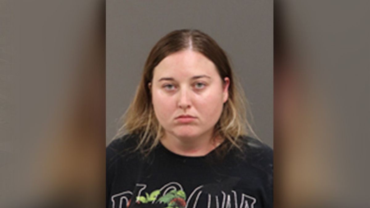 The woman allegedly hit pedestrians in Royal Oak, Hazel Park, and Warren, along with a police vehicle in Clawson. fox2detroit.com/news/woman-acc…