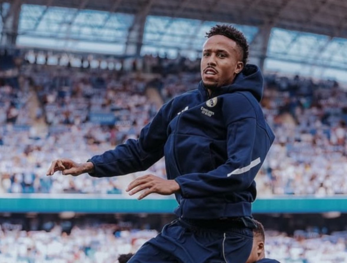 FabrizioRomano's tweet image. 🚨 Éder Militão: “With my second knee injury, a lot of things went through my head… I thought about retiring from football”.
“It’s not easy, but with the help of my wife, my daughter, and my teammates, I'm here today to play well”.