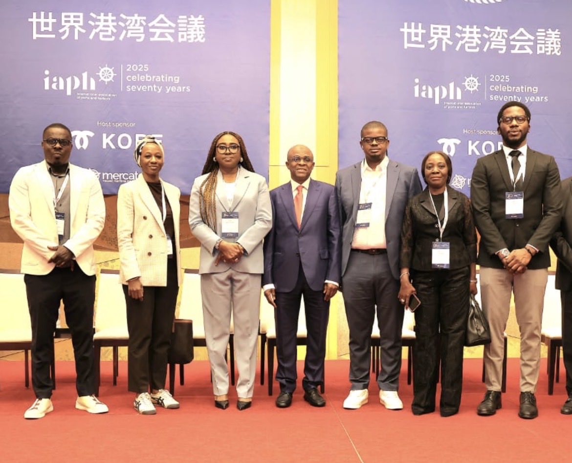 nigerianports's tweet image. Global Port Leaders Endorse Nigeria's Abubakar Dantsoho As Vice-President IAPH

At the ongoing World Ports Conference in Kobe-Japan, Port professionals drawn from 64 Countries have endorsed the election of the Managing Director Nigerian Ports Authority (NPA) Dr. Abubakar Dantsoho…