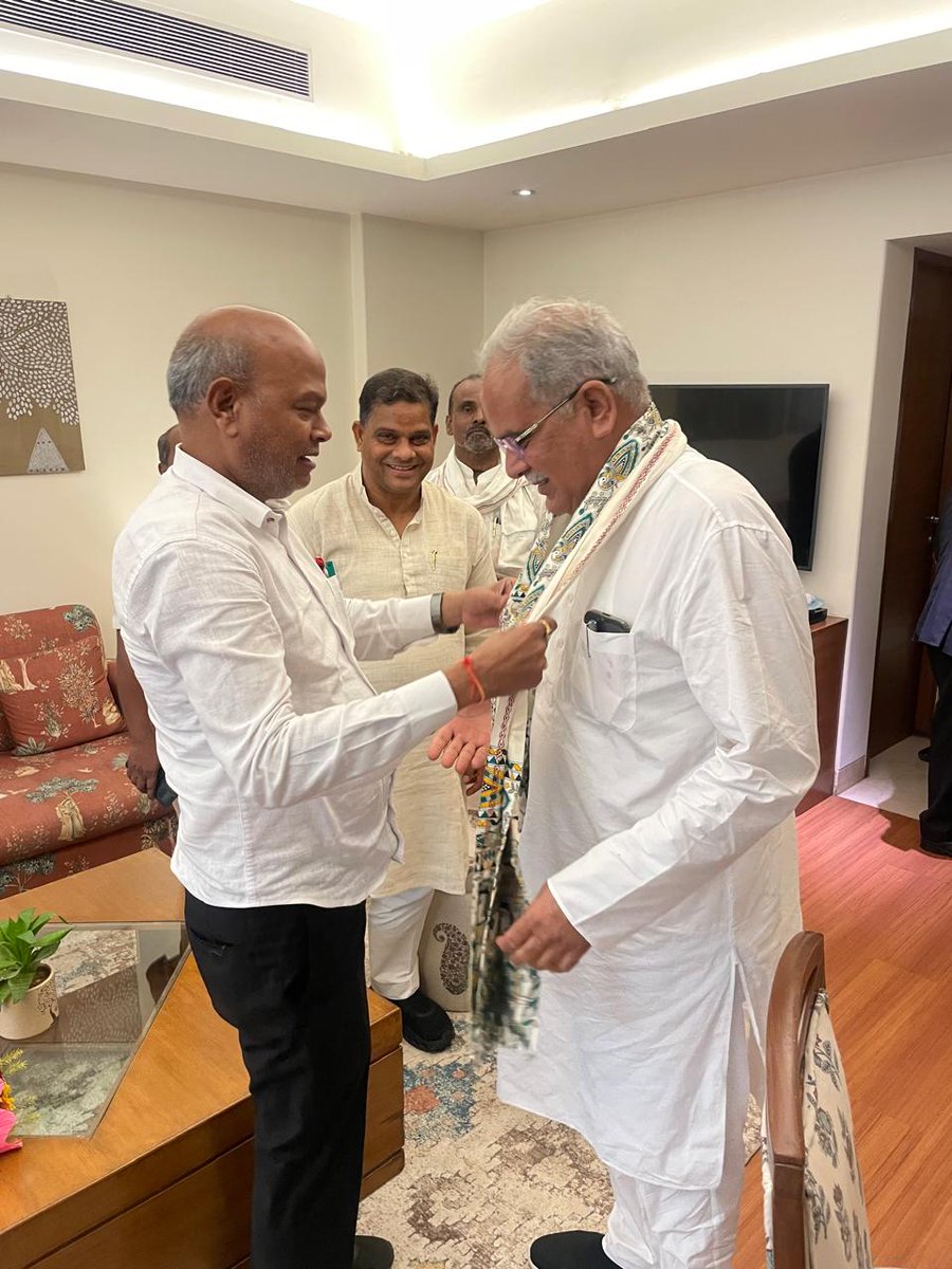 bhupeshbaghel's tweet image. बिहार रहा है पुकार 
महागठबंधन की बनेगी सरकार

वरिष्ठ पर्यवेक्षक के रूप में दायित्व मिलने के बाद आज पटना पहुंचा.