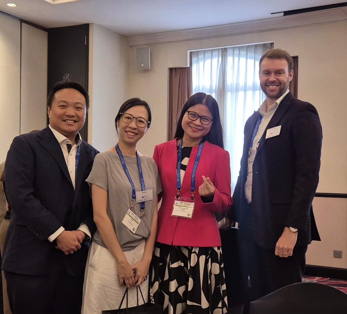 herbloong's tweet image. Kicking off @IASLC #ACLC25 with our @APCLC_2023 @LungPolicy #ASPIRE organised workshop on #implementation of #lungcancer #screening 🫁. Very fruitful discussions from #stakeholders from around the region. 

Thanks everyone for being with us bright and early!

@HHorinouchi #LCSM
