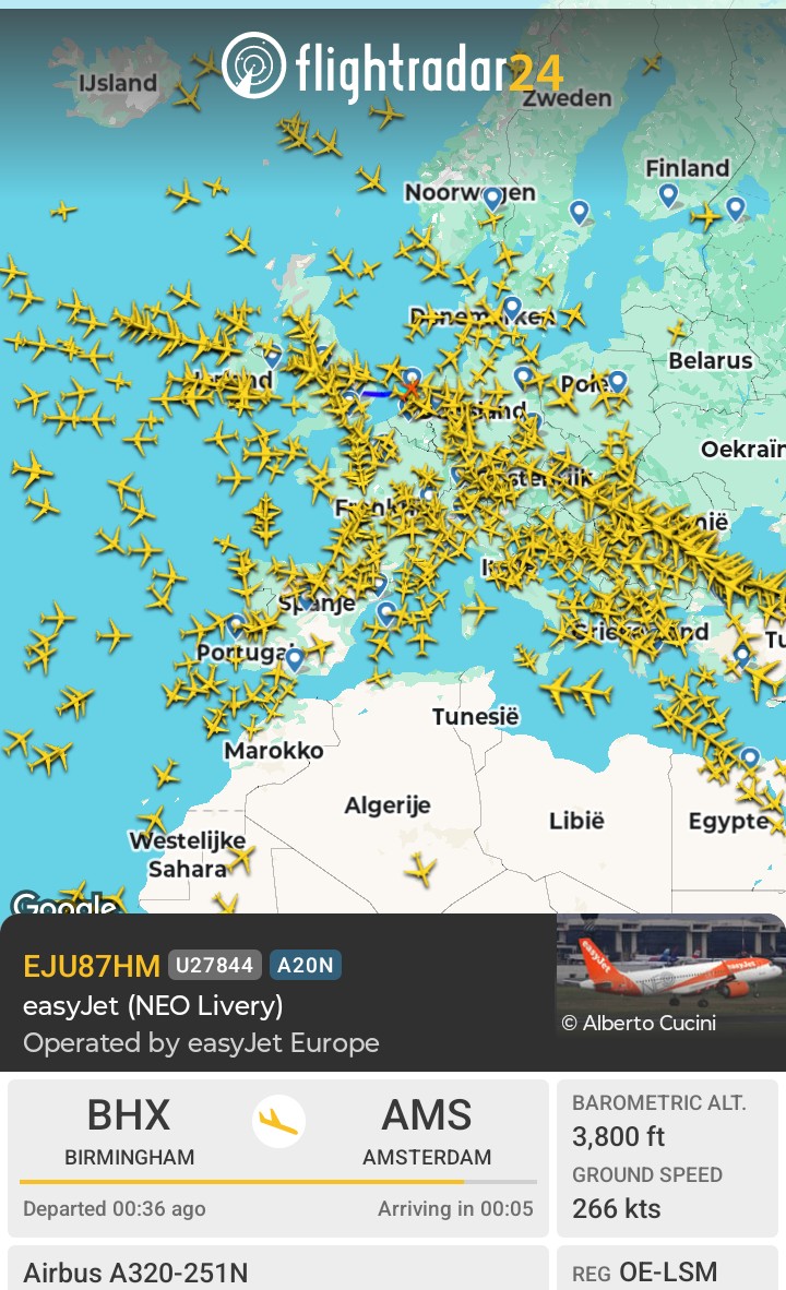 We hebben een serieus probleem ✈️💀
#KerosineKills ✈️💀
🌎✈️✈️✈️🔥🔥🔥💀💀💀