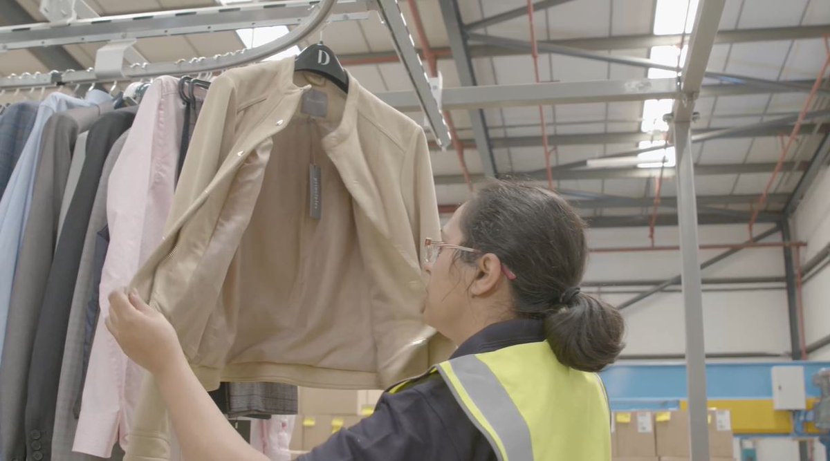 Advanced_Supply's tweet image. Today’s shoppers expect products to be available everywhere.

ASC’s Retail Ready solution streamlines fulfilment for both stores and e-commerce, consolidating deliveries and ensuring every item is ready for sale - okt.to/TkqjP8

#Omnichannel #RetailReady #ASC #Ecommerce