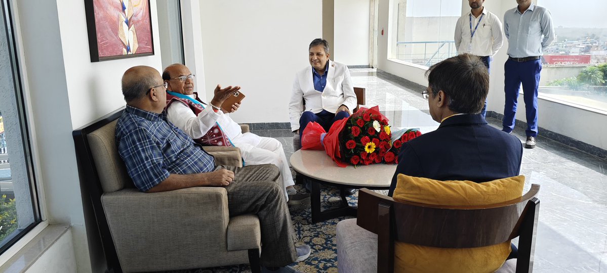 आज होटल कोर्टयार्ड मैरिएट में श्री सुबोध कुमार जी डिप्टी जरनल मैनेजर बैंक ऑफ इंडिया ने स्वागत किया।
