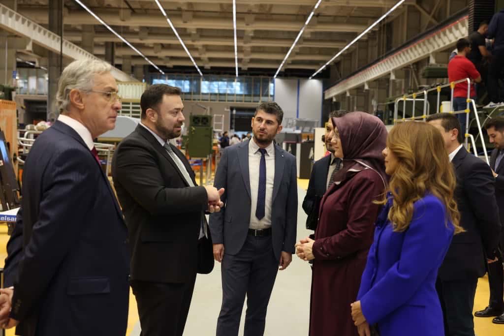 MCBÜ Rektörü Prof. Dr. Rana Kibar, Manisa Teknokent ve TTO Genel Müdürü Prof. Dr. Ali Demir ile TTO Genel Müdür Yardımcıları Doç. Dr. Müge Özçevik ve Doç. Dr. Anıl Başaran, ASELSAN YK Başkanı Prof. Dr. Ercümend Arvas ve beraberindeki heyeti makamında ağırladı.
