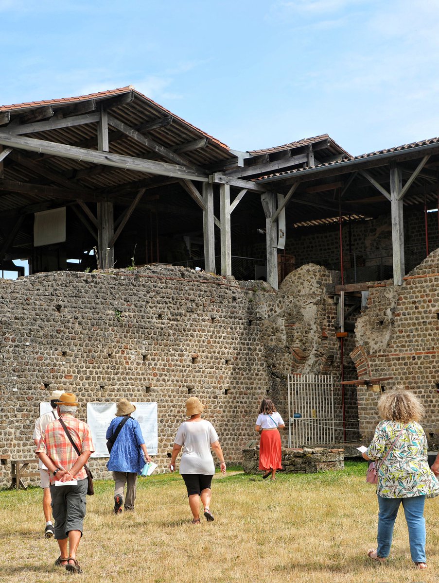 🔵 𝕁𝕆𝕌ℝℕ𝔼𝔼 𝔻𝔼 𝕃𝔸 ℙ𝕆𝕊𝕋𝔼 💌 | S'il y a bien quelqu’un qui sait faire voyager les messages… c’est Mercure ! 🔥

Dieu messager, il transmet aux hommes la parole des dieux grâce aux ailes de ses sandales et de son casque ! 🪽 #JourneeMondialedelaPoste #LeSaviezVous