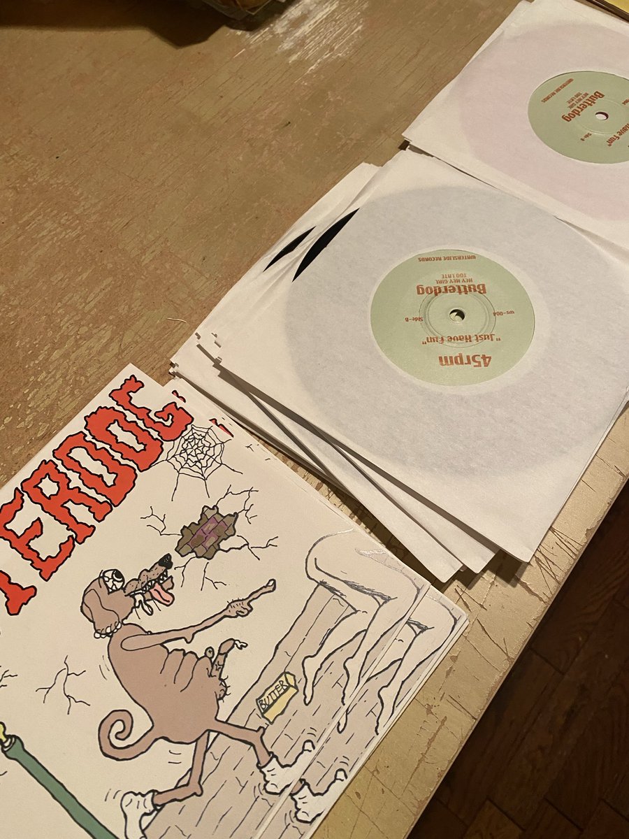 1st 7” 3枚、2nd 7” 0枚、3rd 7”はジャケコピーすれば13枚あった