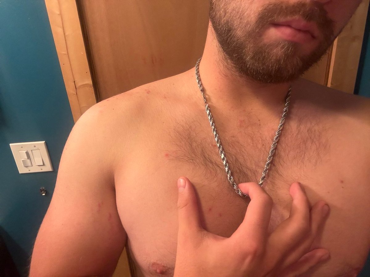 I want you to put something in here rn💋
onlyfans.com/claytonwhiteof…

Free subs still live 🚨