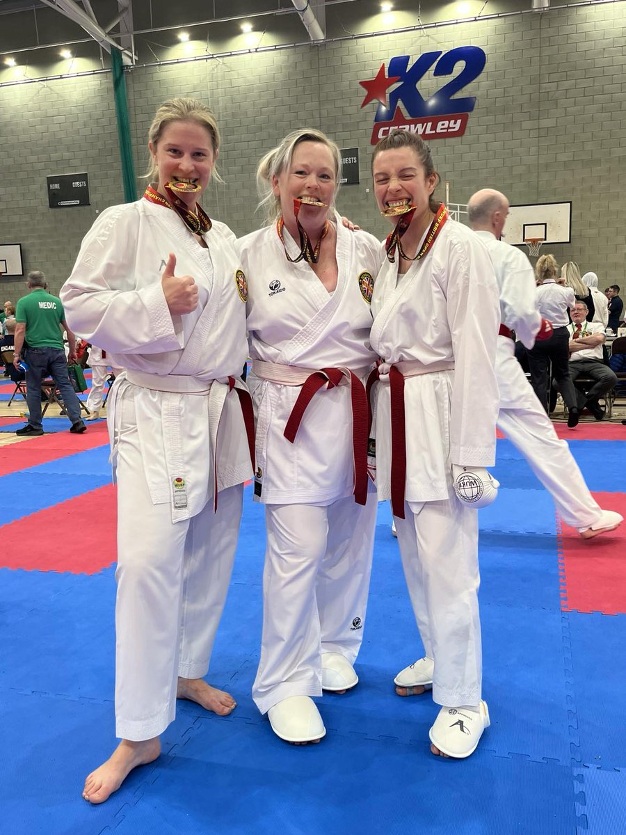 Rossington All Saints Academy tweet media