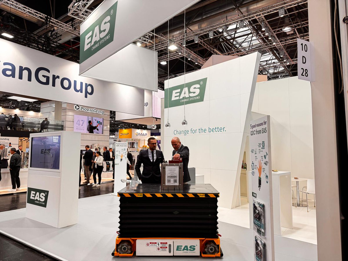 📷 Welcome to Day 2 K2025! 📷

Come visit EAS Change Systems at Booth 10D48 to explore the latest in innovative mold and die change solutions.

📷 Learn more: easchangesystems.com

#K2025 #ManufacturingInnovation #SmartProduction #PlasticsIndustry #MoldChangeSolutions