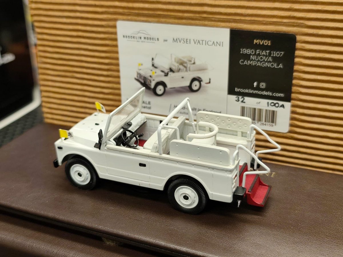 cars_tiny's tweet image. Fiat 1107 Nuova Campagnola Musei Vaticani Brooklin Models Scala 1:43 #tinycars #fiat #scala143 #papa #pope #vaticano #museivaticani