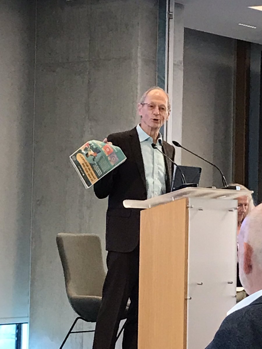 Michael Marmot opening #HENCONF2025 conference, packed agenda with various workshops addressing social determinants of heath and health equity. Focussing on root causes of these issues we are facing <a href="/LWPmakeslinks/">LinksWorkerProgramme</a> <a href="/ALLIANCEScot/">The ALLIANCE</a>