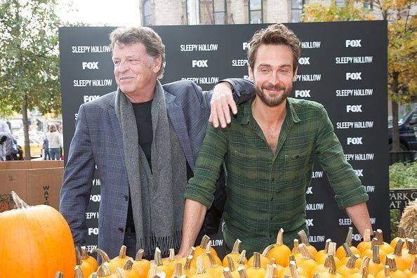 SouthernPamela's tweet image. #TMThursday #TomThursday #TomMison Tom Mison  &amp;amp; John Noble . Good morning girls  , 70° &amp;amp; breezy here today . Hope you all have a nice day  !