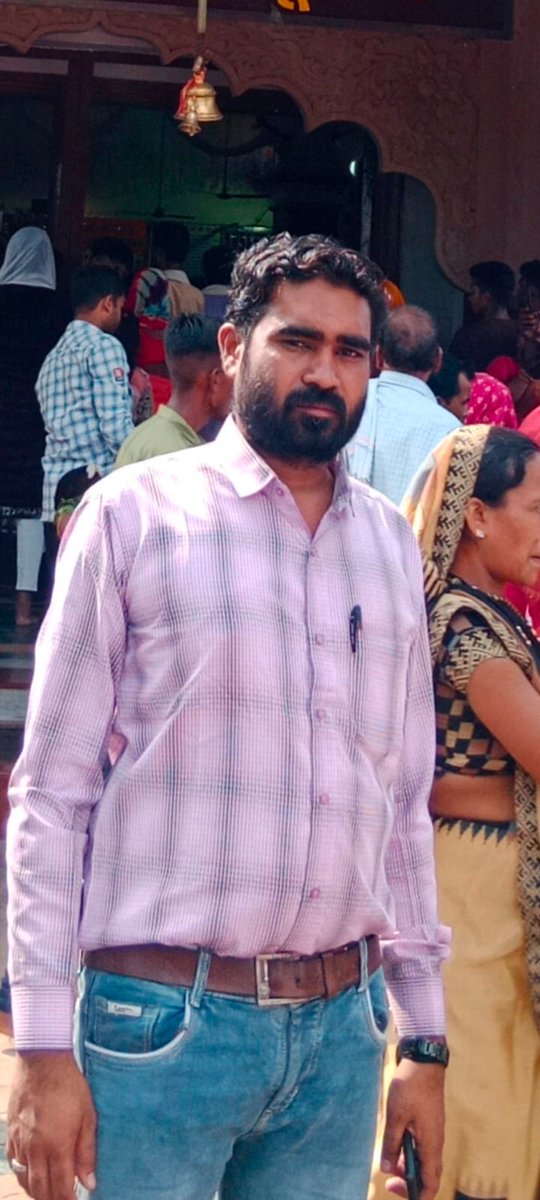 ग्राम रोजगार सहायक की नौकरी कितनी दबाव ओर मानसिक तनाव और शोषण भरी हे इसका जीता जागता उदाहरण हे मनीष भाई जिनको 2 पंचायत का प्रभार उपर से 3माह से बिना वेतन के कार्य करना इन सब मानसिक दबाव के चलते  मनीष भाई की मृत्यु हो गई और शासन को #GRS के प्रति कोई संवेदना नहीं हे
<a href="/prahladspatel/">Prahlad Singh Patel ( वृक्ष से जल, जल से जीवन)</a>