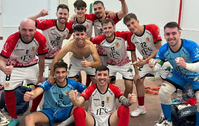 🏆 El <a href="/InfantesFS/">Infantes Fútbol Sala</a> accede a la tercera eliminatoria de la Copa del Rey FS

🔴 Victoria de los infanteños ante el <a href="/albaceteFSala/">Albacete Fútbol Sala</a> (5-3)

📸 Infantes FS

🔗 ffcm.es/pnfg/NNws_ShwN…

#somosCLM | #futsalCLM