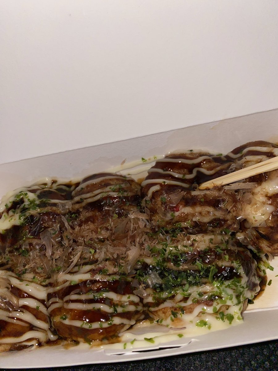 たこ焼きを食べて夜note作りを頑張る