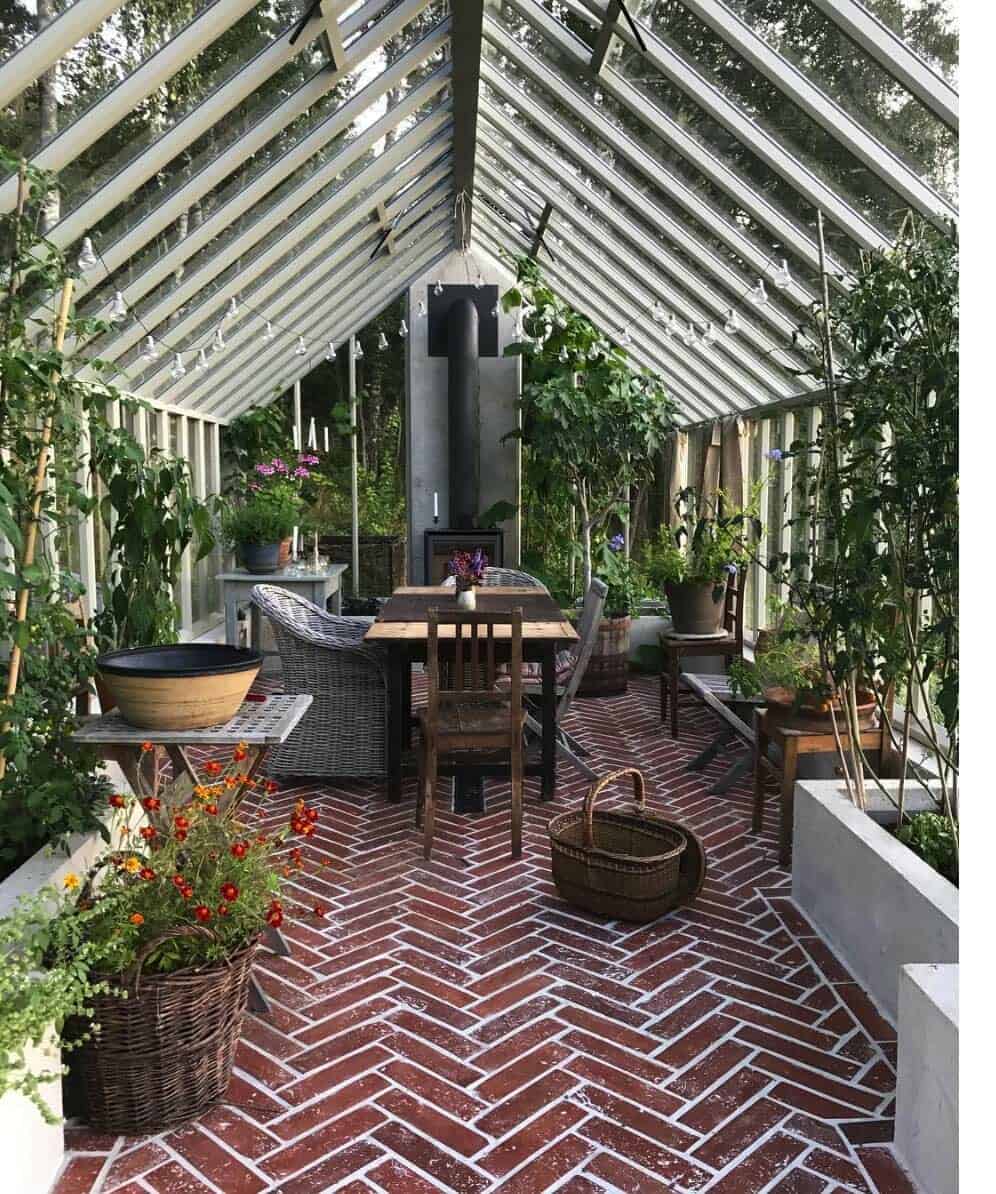 OneKindesign's tweet image. 25+ Amazing conservatory greenhouse ideas for indoor-outdoor bliss onekindesign.com/2018/05/11/con…