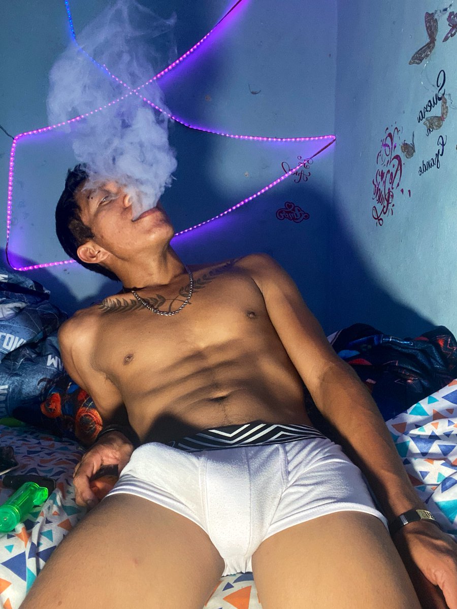 Good morning 🤫🥵