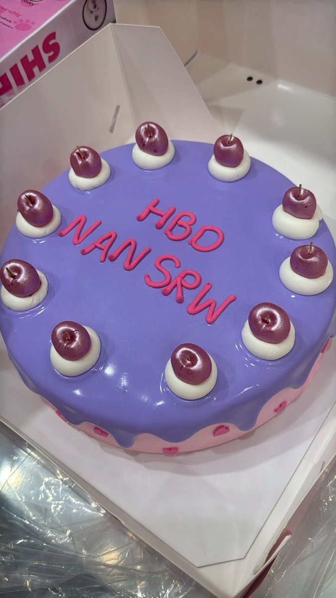 bowcake สีโดนเส้นจัด ฟร้อนท์แบบนีออน 5555555