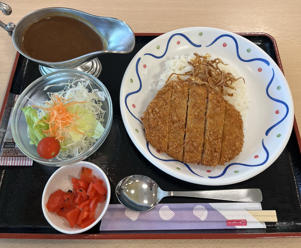 xekd3021's tweet image. どんぐりアタックのルーフは見ない🫣ようにして東武動物公園に行ってきた🚗🎶

一番印象的だったのはヒグマ🐻
顔とかめちゃ大きくて迫力あったな〜お山で出会うとか無理すぎる…😨