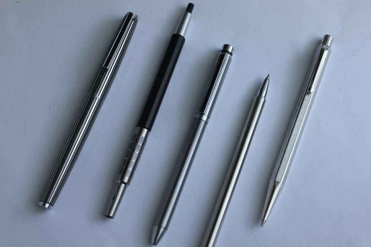 rYhJM60dfx28087's tweet image. PILOT廃盤万年筆
#文房具 #Pilot