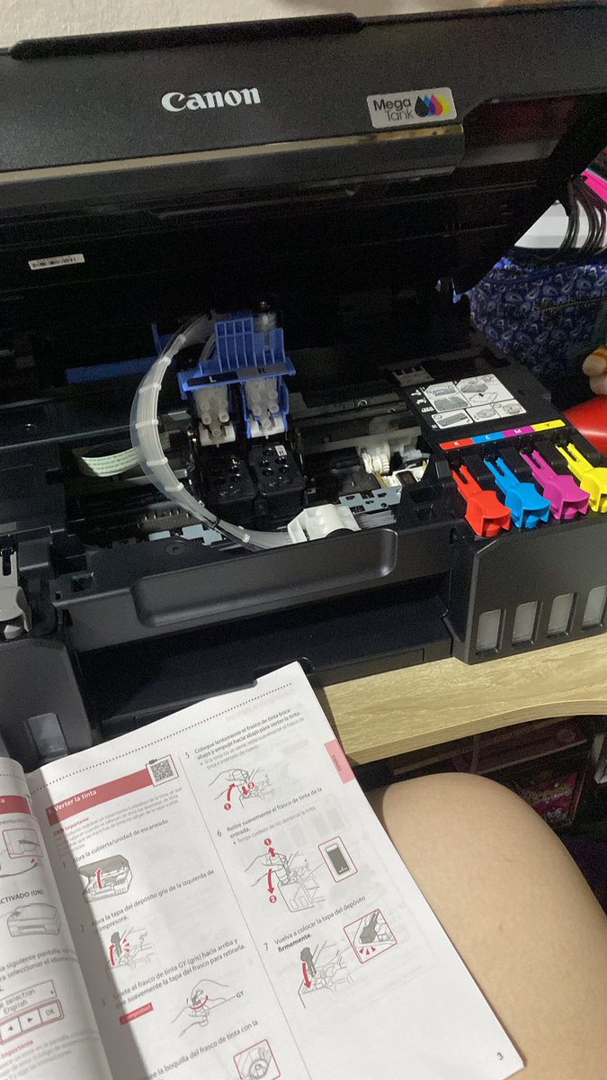 SIKE, ando instalando la impresora, voy a hiatus para armar lo de AF y las comis que tengo pendientes para eventos. Igual no tardo en ir a hacerme exámenes clínicos que me pidió la psiquiatra.

Las comis ya las priorizaré para finales de mes. Gracias por tenerme paciencia. ❤️‍🩹