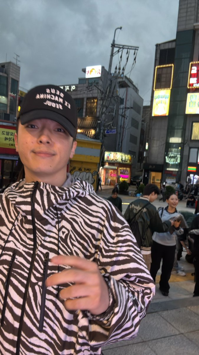 5OOOBAB5's tweet photo. 251009 국힙
🤔 https://t.co/0OtwznoNsD