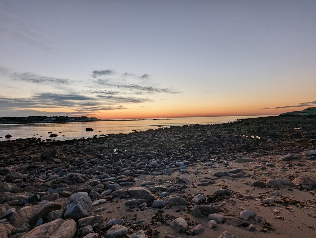 Good Morning Lord! Thank you for the gift of a new day. I look forward to its blessings and I ask for your help and grace to be a blessing today!