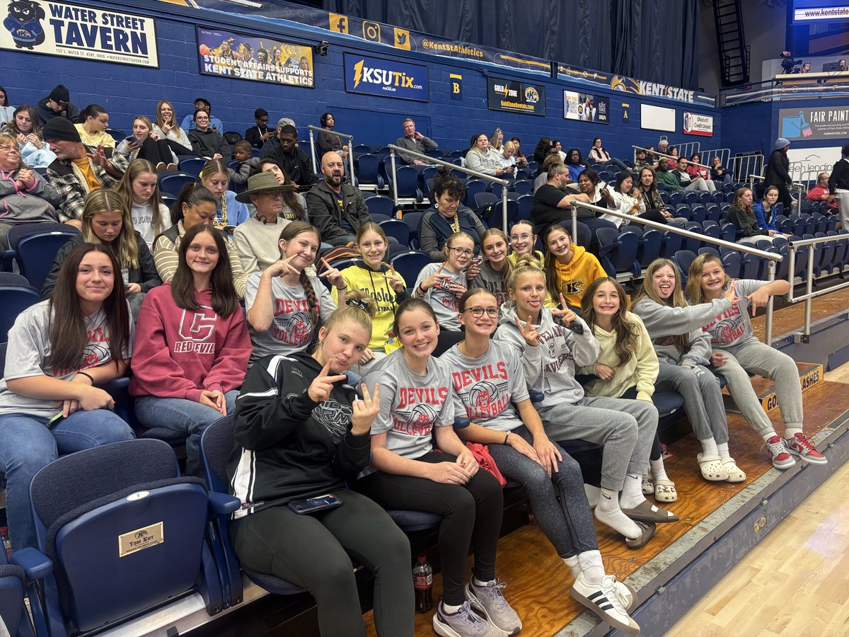 MathWithMsBretz's tweet image. CMS volleyball players had a great time tonight at the Kent State volleyball match