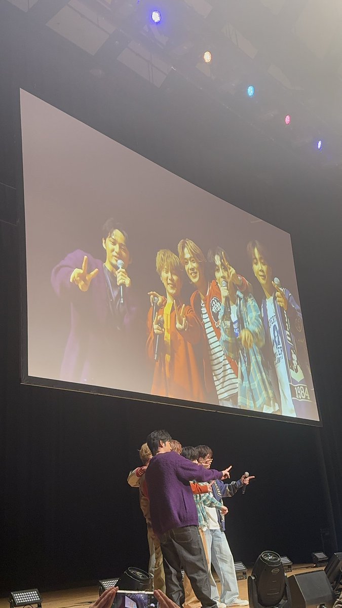 comyutanatsu's tweet photo. ノンプリ仙台‼️
近すぎて大発狂‼️
ゆた以外ちゃんと近くに来てくれたあ
毎回ゆた来ないのなんで🥹
#生ノンプリ　#コムドット　#ノンプリ仙台 https://t.co/hzo2Zsud5F