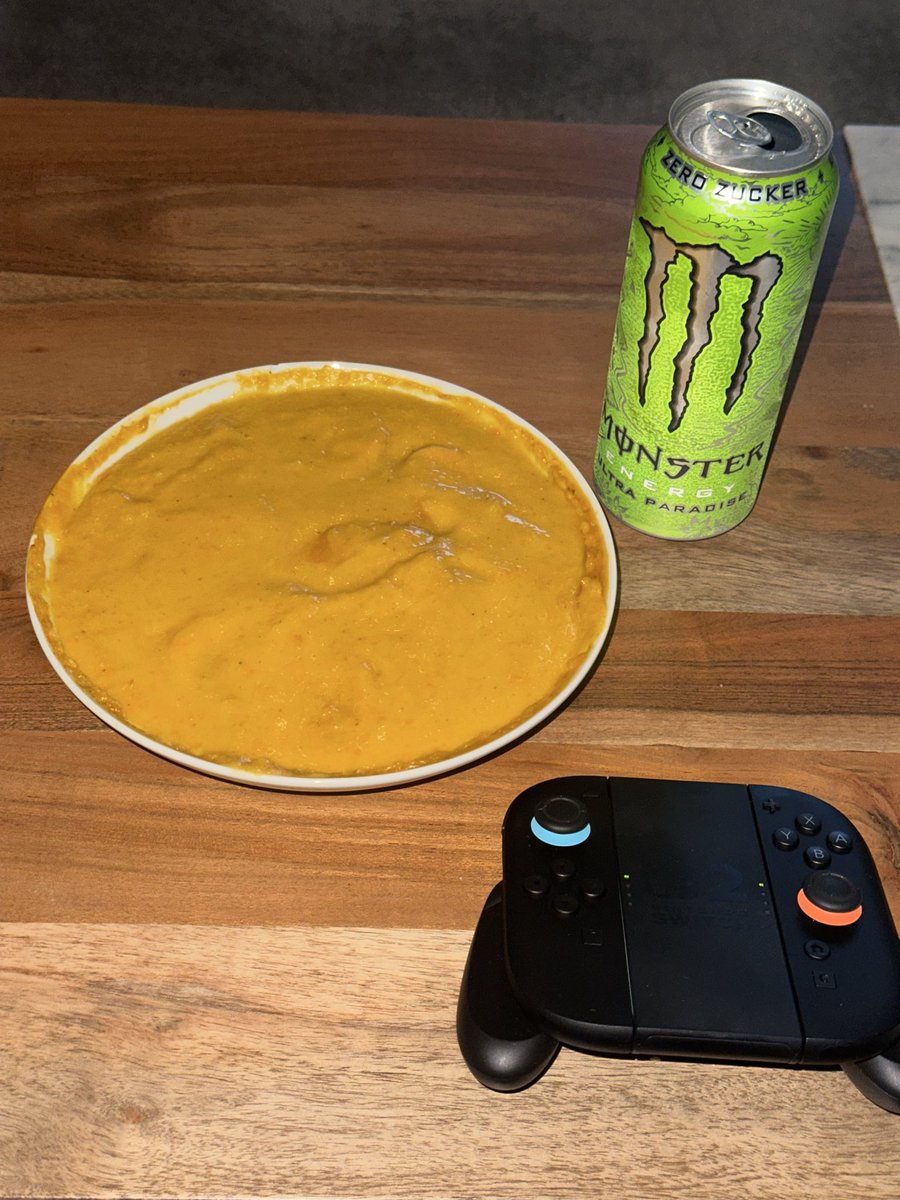meowriza 2 tweet media