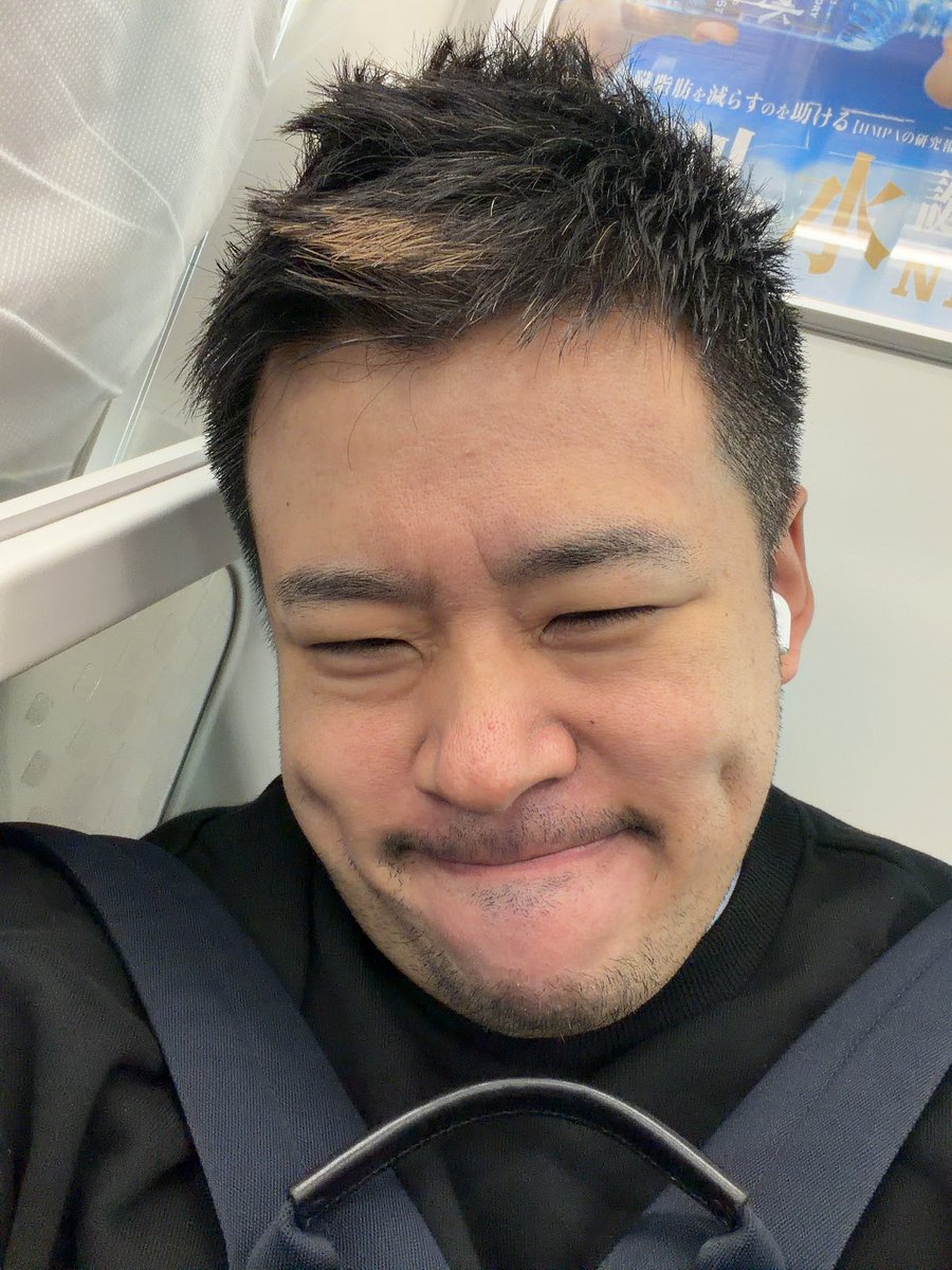 おはようございます✨･:*+.\(( °ω° ))/.:+
今週出勤５回も頑張った自分えらい！✨✨✨
頑張ろうね✨✨✨✨✨

shape of you エドシーラン