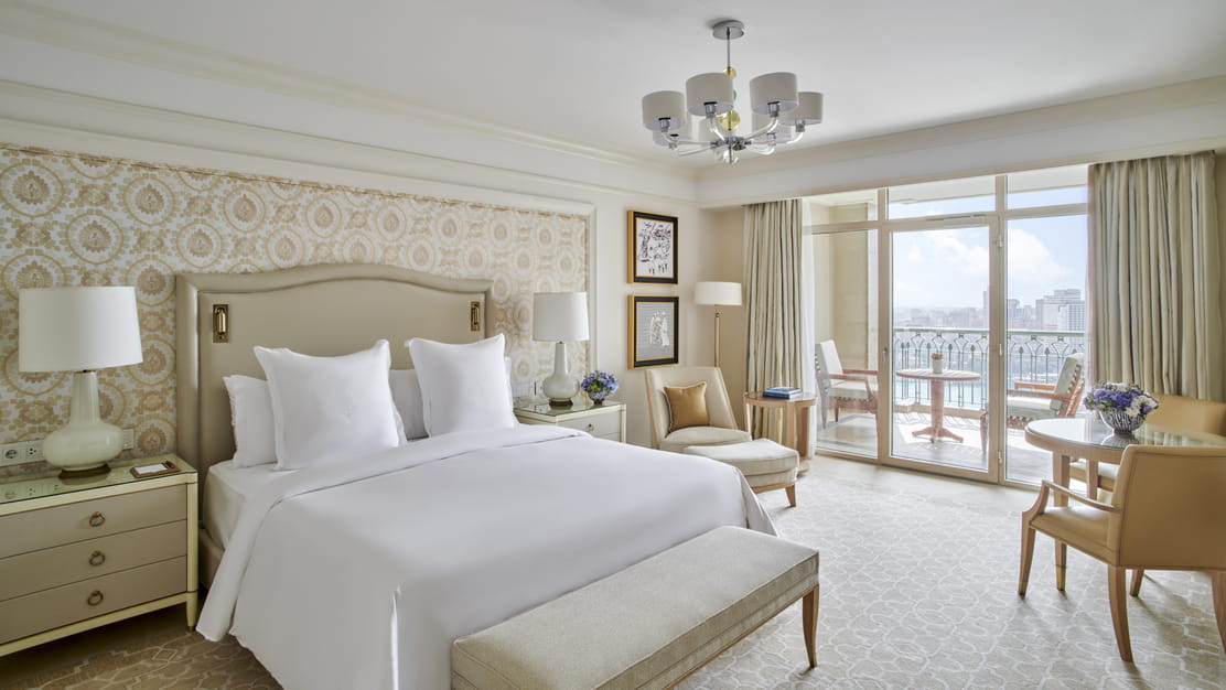 CairoHotelOffer's tweet photo. فورسيزونز نايل بلازا القاهرة 
لو بتدور على الفخامة الحقيقية، هتلاقيها هنا على ضفاف النيل  
أجنحة ملكية، سبا عالمي، ومطاعم راقية بإطلالة بانورامية  
احجز إقامتك الآن واستمتع بتجربة من الرقي والهدوء  
واتساب للحجز: 00201156640231 https://t.co/s2h2UqTz5A