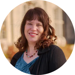 HATraffickingMI's tweet photo. Meet Alana Brayboy, Board Member at Hope Against Trafficking. A survivor of human trafficking and author of Rescued, Alana now helps others find healing through faith. As a therapist, she leads weekly mental health groups and mentors residents on their path to restoration. 💜 https://t.co/a8eYJxQnco