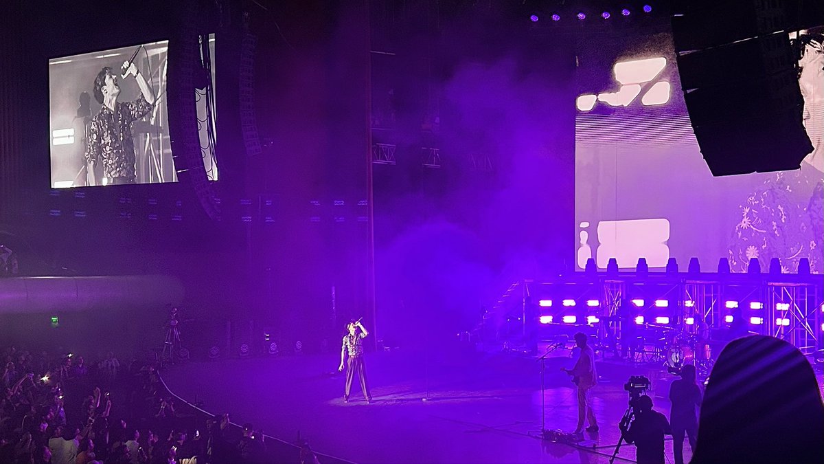 Mi lugar seguro: los conciertos 🫶🏼🎶

Anoche el gran Auditorio Nacional de los <a href="/BandalosChinos/">Bandalos Chinos</a> 💜.