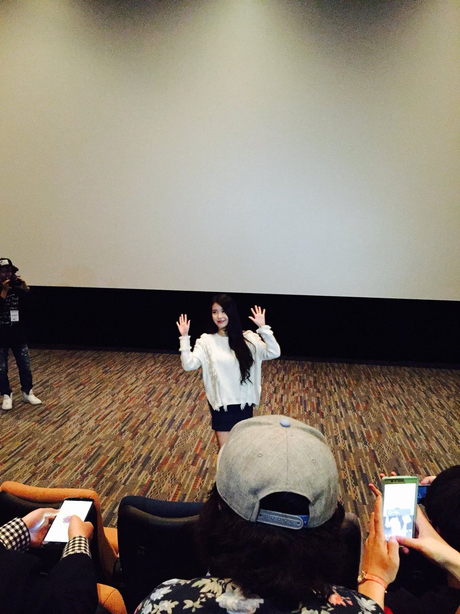 IU_TYANG's tweet image. 챗뷰 전생같다....