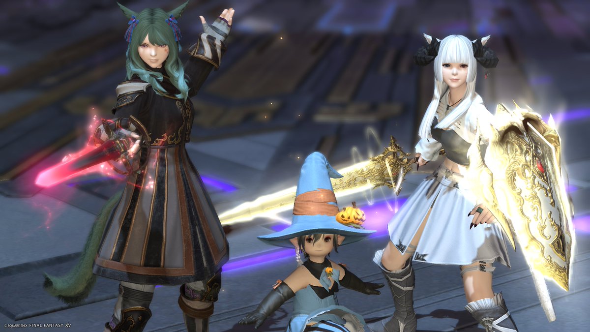 #おはミコ
 おはようございます😃
もう暖房入れないと厳しいくらいになって来ました
このままどんどん寒くなっていきそうですね
暑いのも寒いのもほどほどがいいのですが😅

今日も元気出していきましょうね💕