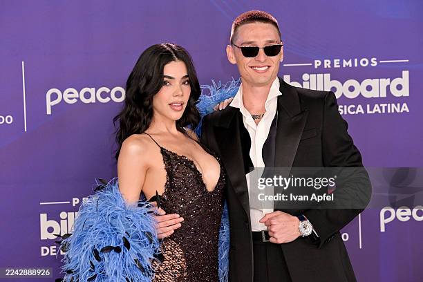 Kenia OS &amp; Peso Pluma para Premios Billboard a la Música Latina 2025.