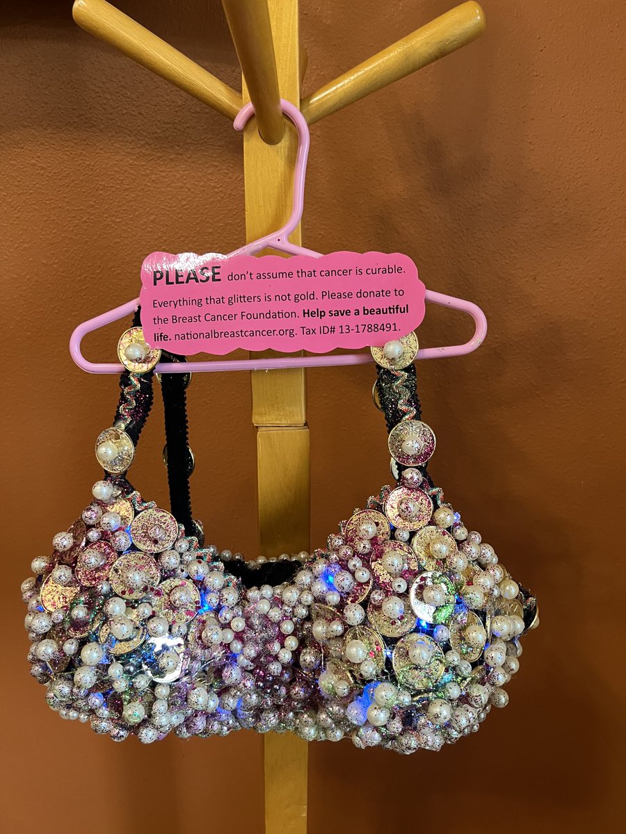 Kathery35841036's tweet image. October the month for breast cancer awareness I did a project decorating a bra. I support this cause please help ! Your most generous donations are appreciated. Please go to national breast cancer.org Their tax ID # 13–1788491 please donate ❤️thank you.🥰