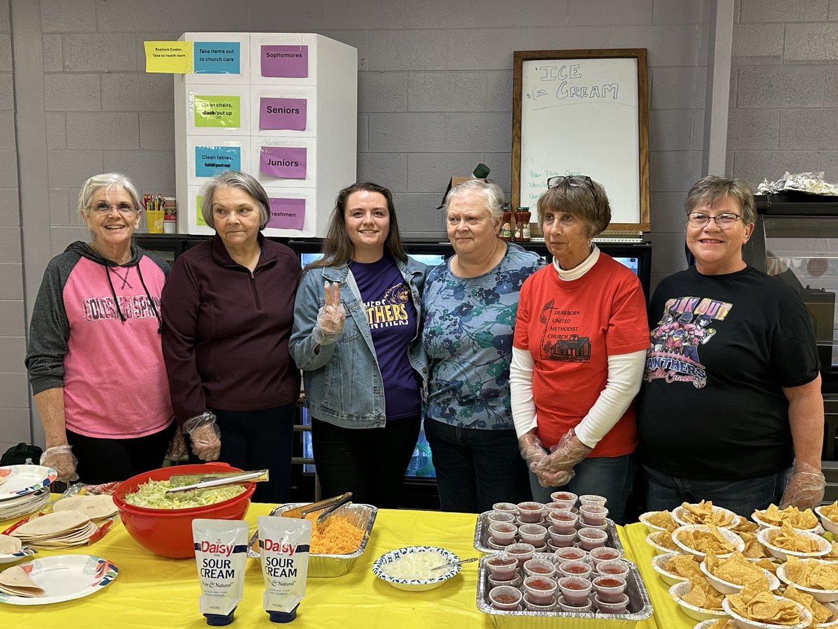 Huge thanks to Dearborn United Methodist for the pregame meal! 🙌

Our Senior of the Week, Spencer Hyde, shared that his biggest influence is his brother: “He is the reason I like football. I always wanted to be like him.”

Spencer  has been part of our program for 4 years.