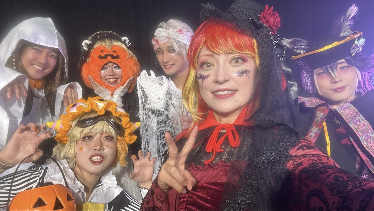 おはじゃっす☀️❤️

今週末はバタバタだー!!
でもちゃんと皆にお知らせしなきゃだよ😖

🟡10月25日(土)
やっとかめ文化祭《ストリート歌舞伎》
📍イオン大高
🗯RE-actから手嶋・宮間・美響・よしだが参戦!!至る所に出てきますよ(笑)

🟡10月26日(日)
金稼ぎのペテル《ハロウィンイベント》
📍KINPETE