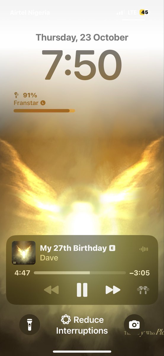 franstarforlife's tweet photo. Wtf did I just hear from Dave 😘 oh my fuckin days 🎉😍says who’s the best artist in the world maybe @temsbaby 😘🔥😍 https://t.co/VD4qgxcNBT