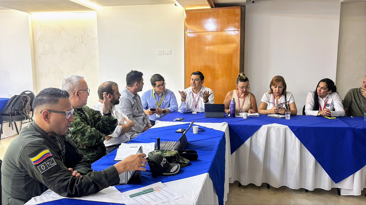 🚨Secretaría de Seguridad Ciudadana. 

Sostuvimos una reunión con la <a href="/NdSantanderAndi/">ANDI Norte de Santander</a> y representantes de los gremios, la Policía y las Fuerzas Militares, para articular estrategias que fortalezcan la seguridad y la confianza en el sector productivo del departamento.