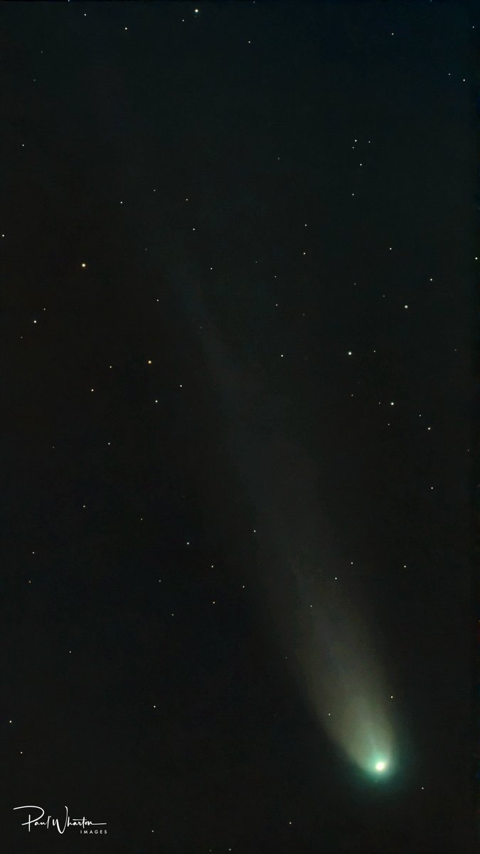 I finally got a gap in the clouds to get a shot of Comet Lemmon. 12 x 10 second exposures so a total of two minutes. Craigavon, Co Armagh. <a href="/barrabest/">Barra Best</a>