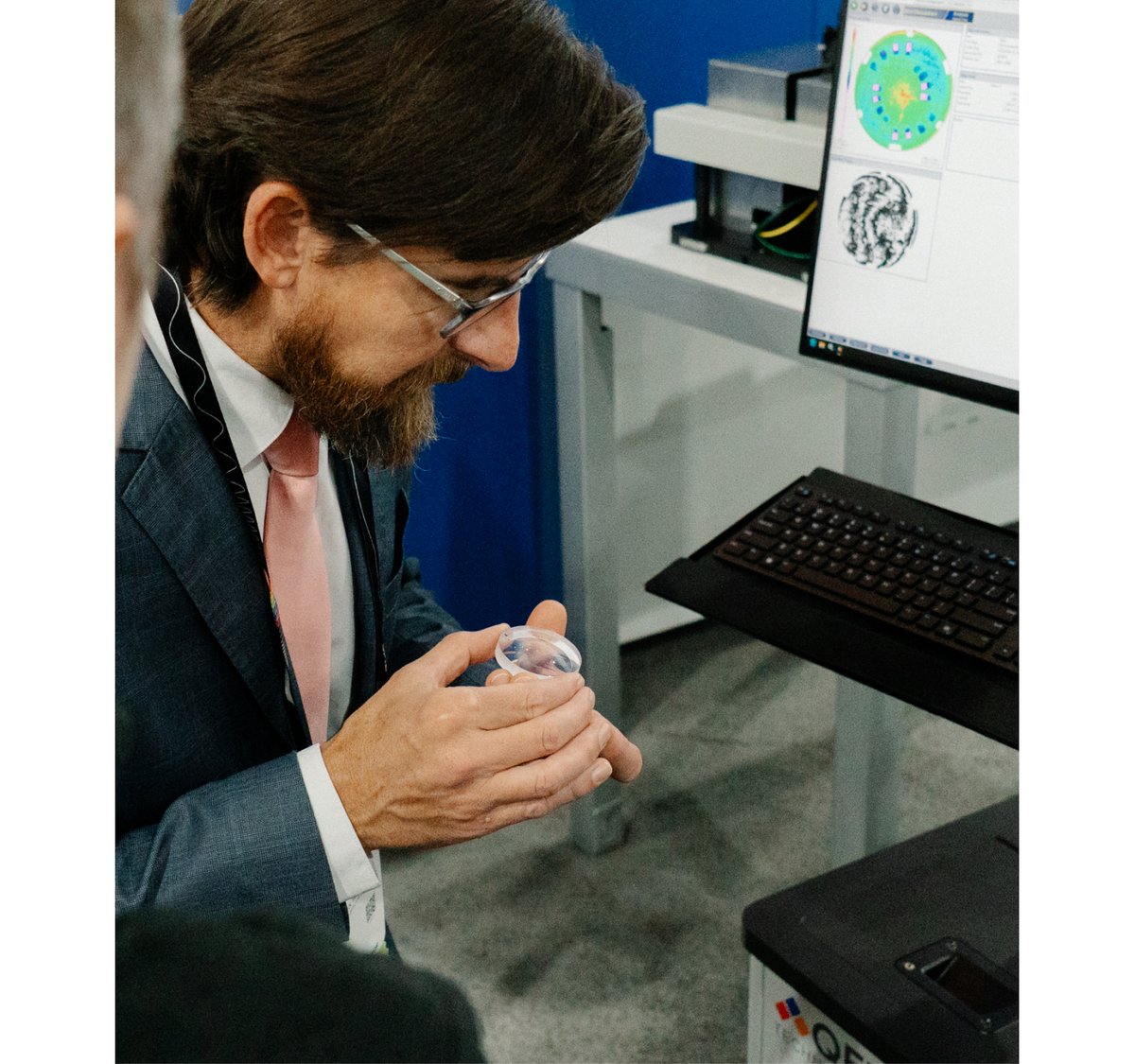 BZDesign tweet media