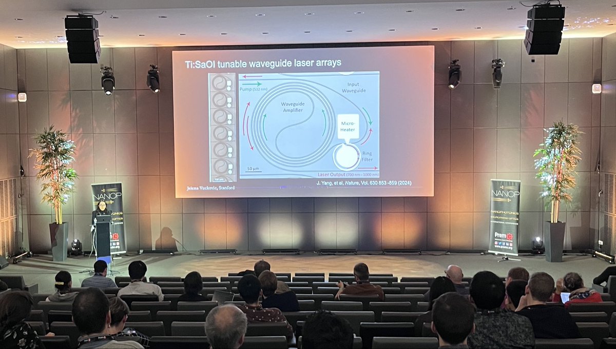 AsoPhoton's tweet photo. Can we miniaturise the light sources? Yes! We can make lasers 10000 times smaller! 

Prof. Jelena Vučković talking about their chip-scale Ti:sapphire laser at #nanop2025.

@nanop_photonics https://t.co/9U87rxRakg