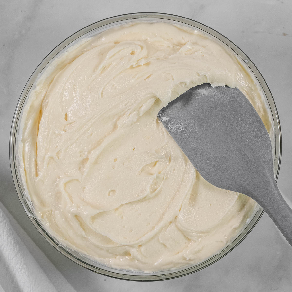 2SimplyInspire's tweet image. Best Easy Cream Cheese Frosting!
Recipe: tosimplyinspire.com/cream-cheese-f…
#creamcheese #frosting #recipe