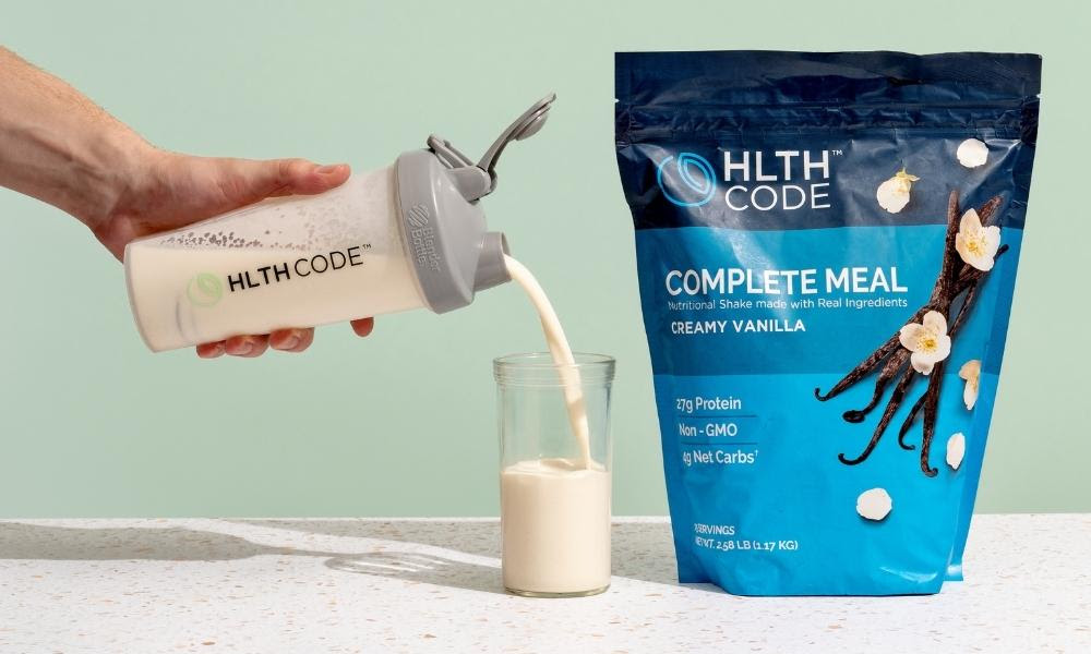 CineDump's tweet image. Just in time for holiday gift giving and the most wonderful time of the year, HLTH Code is bringing you the “2025 Holiday HLTH Code Bundle,” a truly unique gift of health and wellness. #HLTHCode